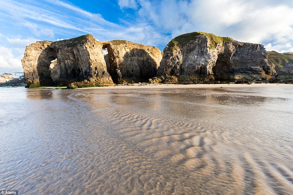 Лучшие из лучших в стране: Корнуолльский пляж Перранпорт-бич расположился на пятой строчке курортного рейтинга