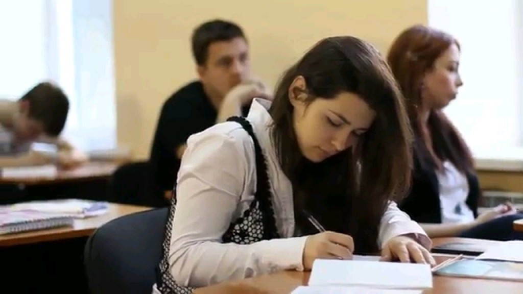 Анастасия Бродовская в этом году заканчивает школу-пансион Wellington School (Англия) Анастасия Бродовская в этом году заканчивает школу-пансион Wellington School (Англия)