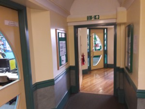 Школьные коридоры 